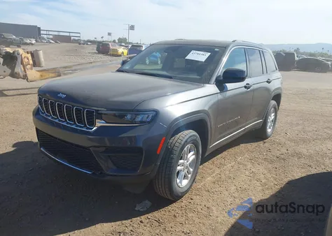 2024 Jeep Grand Cherokee Laredo 4X2 from USA, damaged, VIN 1C4RJGAG5RC707888